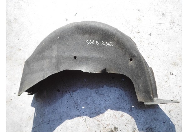 Підкрилок правий задній Renault Scenic II, 8200136398*